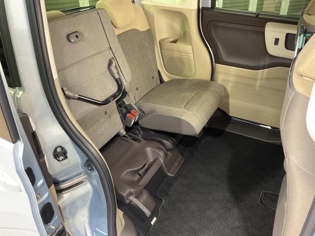 N-BOX G・Lホンダセンシング いまコレ+新品マット付 レーダブレーキ Aストップ ESC キーフリーシステム LEDライト バックM USB スマートキー クルコン ETC 両席エアバック エアコン ドライブレコーダー パワステ(19枚目)