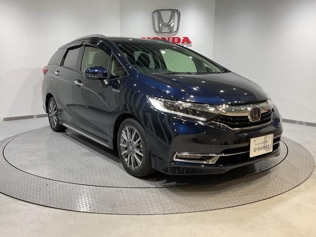 シャトル ハイブリッドZホンダセンシング 【いまコレ+】新品フロアマット 衝突軽減 レーダークルコン カーテンエアバック LEDライト 前席シートヒーター イモビ Bカメラ USB接続 DVD パワーウィンドウ ナビTV 地デジ ETC(8枚目)