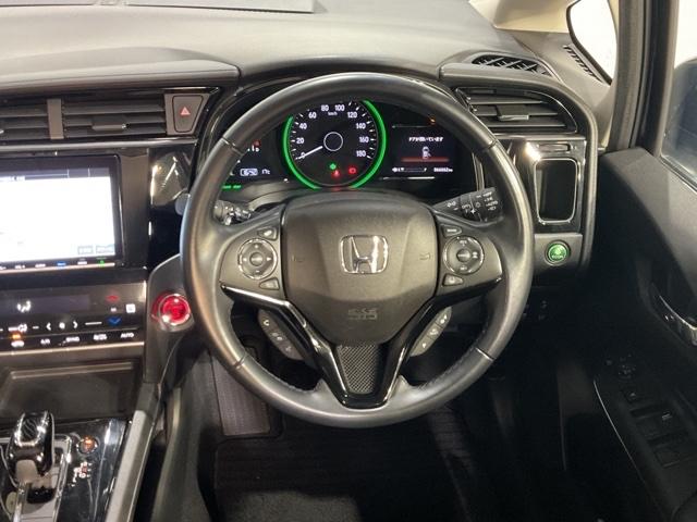 シャトル ハイブリッドZホンダセンシング 【いまコレ+】新品フロアマット 衝突軽減 レーダークルコン カーテンエアバック LEDライト 前席シートヒーター イモビ Bカメラ USB接続 DVD パワーウィンドウ ナビTV 地デジ ETC(12枚目)