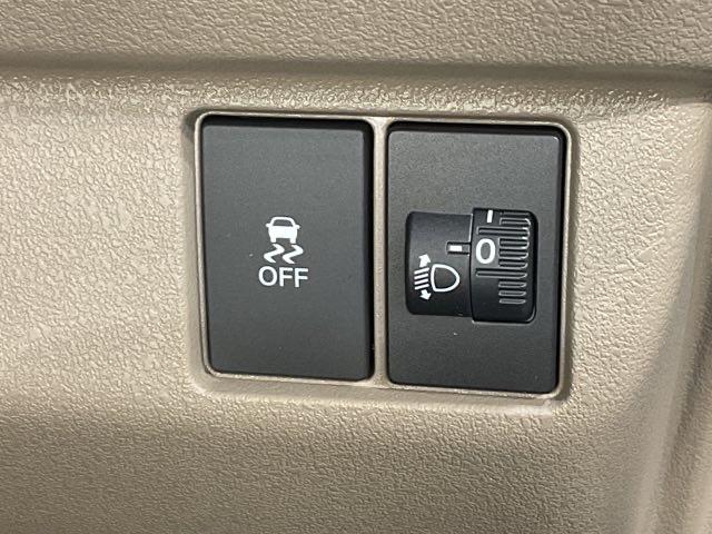 Ｎ－ＢＯＸジョイ ターボ　２トーン　レーダークルーズ　ＬＥＤヘッド　オートエアコン　バックカメラ　両側電動ドア　パワーウィンドウ　キーフリー　シートヒーター　フルセグ　スマートキー　ＤＶＤ　ＶＳＡ　ドライブレコーダー　デモカー（32枚目）