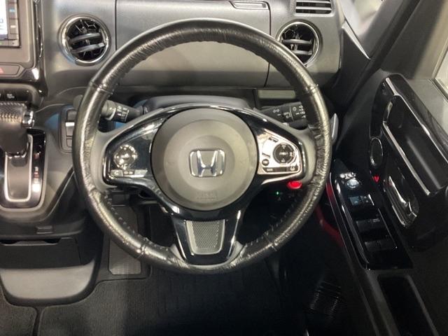 N-BOXカスタム L 【いまコレ+】新品フロアマット LKAS スマ-トキ- BLUETOOTH AC キーレスエントリー オートクルーズ ドライブレコーダー LED コーナーセンサー Rカメラ 横滑防止装置 ABS(13枚目)