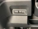 ベースグレード　デモカーＵＰ　追従クルコン　Ｂｌｕｅｔｏｏｔｈ接続　ＵＳＢ接続　ＣＭＢＳ　オートＬＥＤ　Ｄレコ　ＬＫＡ　電格ミラー　オートエアコン　スマートキ　ＬＥＤ　盗難防止装置　ＥＴＣ　エアバッグ　バックカメラ（27枚目）