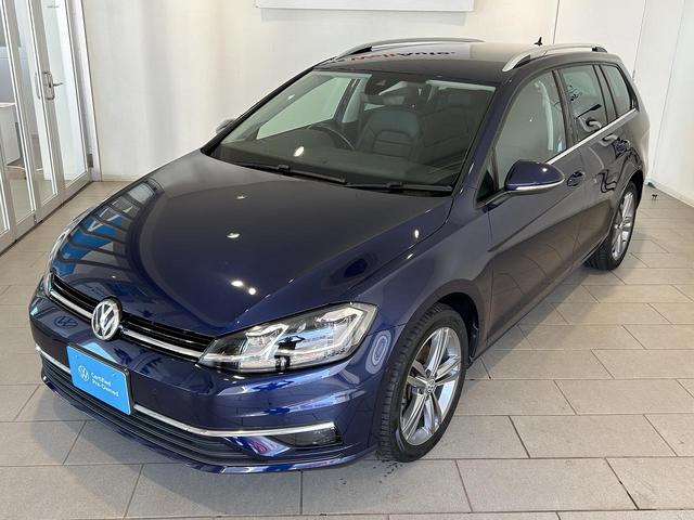 ゴルフヴァリアント ＴＳＩハイライン　マイスター　ＡＣＣ　レーンキープアシスト　プレミアムサウンドシステムＤＹＮＡＵＤＩＯ　オートホールド機能　デジタルメータークラスター　レザーシート　シートヒーター　リヤビューカメラブラインドスポットディテクション（3枚目）