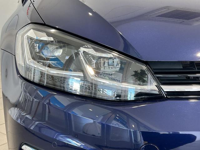 ゴルフヴァリアント ＴＳＩハイライン　マイスター　ＡＣＣ　レーンキープアシスト　プレミアムサウンドシステムＤＹＮＡＵＤＩＯ　オートホールド機能　デジタルメータークラスター　レザーシート　シートヒーター　リヤビューカメラブラインドスポットディテクション（6枚目）