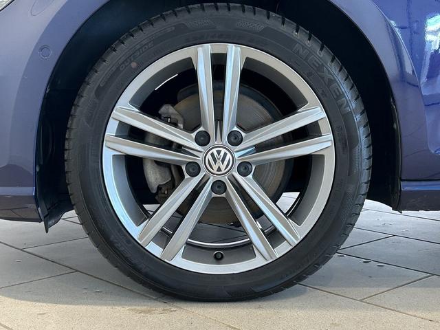 ゴルフヴァリアント ＴＳＩハイライン　マイスター　ＡＣＣ　レーンキープアシスト　プレミアムサウンドシステムＤＹＮＡＵＤＩＯ　オートホールド機能　デジタルメータークラスター　レザーシート　シートヒーター　リヤビューカメラブラインドスポットディテクション（20枚目）