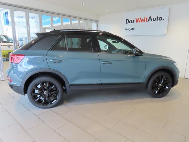 Ｔ－ロック ＴＳＩ　ブラックスタイル　ＡＣＣ　レーンキープアシスト　ＬＥＤマトリックスヘッドライトＩＱＬｉｇｈｔ　オートホールド機能　パワーテールゲート　インテリアアンビエントライト　デジタルメータークラスター　１８インチアルミホイール（7枚目）