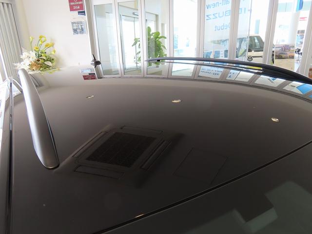 Ｔ－ロック ＴＳＩ　ブラックスタイル　ＡＣＣ　レーンキープアシスト　ＬＥＤマトリックスヘッドライトＩＱＬｉｇｈｔ　オートホールド機能　パワーテールゲート　インテリアアンビエントライト　デジタルメータークラスター　１８インチアルミホイール（12枚目）