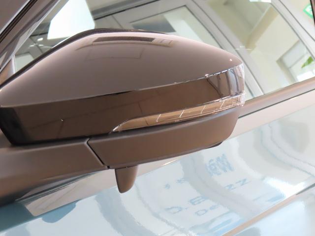 Ｔ－ロック ＴＳＩ　ブラックスタイル　ＡＣＣ　レーンキープアシスト　ＬＥＤマトリックスヘッドライトＩＱＬｉｇｈｔ　オートホールド機能　パワーテールゲート　インテリアアンビエントライト　デジタルメータークラスター　１８インチアルミホイール（16枚目）