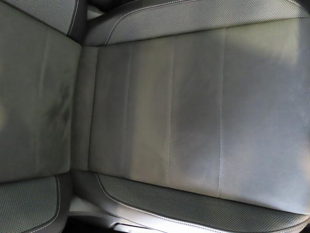 Ｔ－ロック ＴＳＩ　ブラックスタイル　ＡＣＣ　レーンキープアシスト　ＬＥＤマトリックスヘッドライトＩＱＬｉｇｈｔ　オートホールド機能　パワーテールゲート　インテリアアンビエントライト　デジタルメータークラスター　１８インチアルミホイール（24枚目）