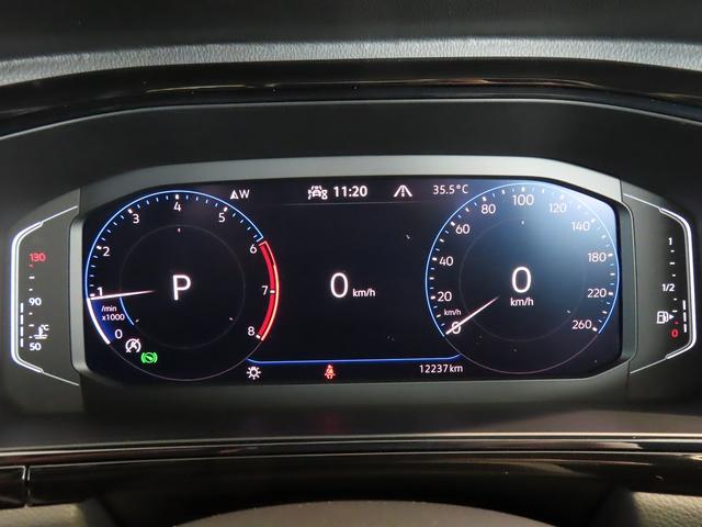 Ｔ－ロック ＴＳＩ　ブラックスタイル　ＡＣＣ　レーンキープアシスト　ＬＥＤマトリックスヘッドライトＩＱＬｉｇｈｔ　オートホールド機能　パワーテールゲート　インテリアアンビエントライト　デジタルメータークラスター　１８インチアルミホイール（31枚目）