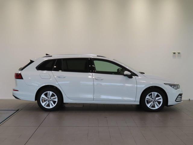 ゴルフヴァリアント ｅＴＳＩ　アクティブ　認定中古車　Ｖｏｌｋｓｗａｇｅｎ純正インフォテイメントシステムＤｉｓｃｏｖｅｒ　Ｐｒｏ　ＬＥＤヘッドライト　デジタルメーター　ＡＣＣ　リアビューカメラ　オートホールド　スマートエントリー（4枚目）