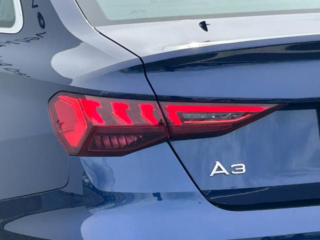 Ａ３セダン ３０ＴＦＳＩアドバンスド　ナビゲーションパッケージ　コンビニエンス＆アシスタンスパッケージ　サラウンドビューカメラ（8枚目）
