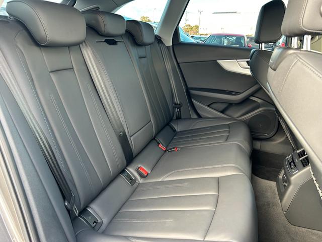 A4オールロードクワトロ ベースグレード スマートフォンワイヤレスチャージング ヘッドアップディスプレイ マトリクスLEDヘッドライトパッケージラグジュアリーパッケージ リヤシートUSBチャージング(42枚目)