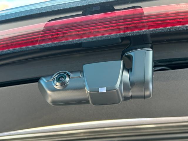 A4オールロードクワトロ ベースグレード スマートフォンワイヤレスチャージング ヘッドアップディスプレイ マトリクスLEDヘッドライトパッケージラグジュアリーパッケージ リヤシートUSBチャージング(45枚目)