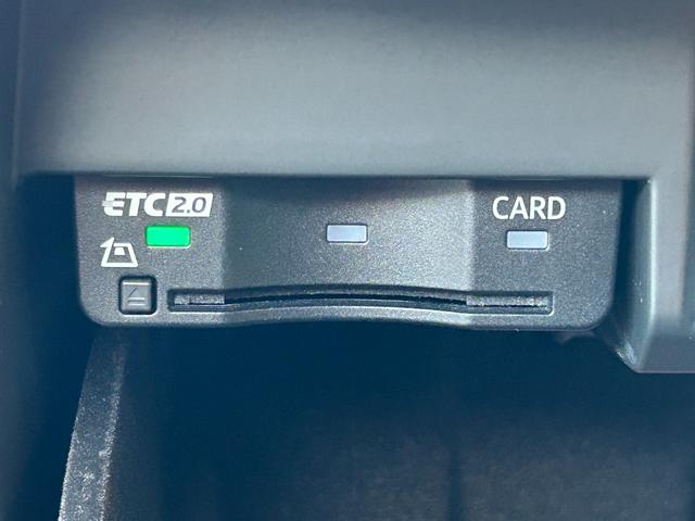 A4オールロードクワトロ ベースグレード スマートフォンワイヤレスチャージング ヘッドアップディスプレイ マトリクスLEDヘッドライトパッケージラグジュアリーパッケージ リヤシートUSBチャージング(46枚目)