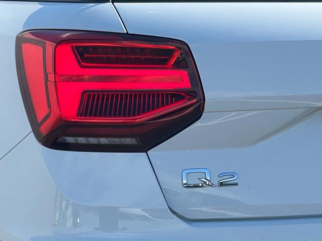 Q2 35TDIアドバンスド バーチャルコックピット ナビゲーションパッケージ スマートフォンインターフェイス コンビニエンス&アシスタンスパッケージ アドバンストキー無し/サイドアシスト 無し(8枚目)