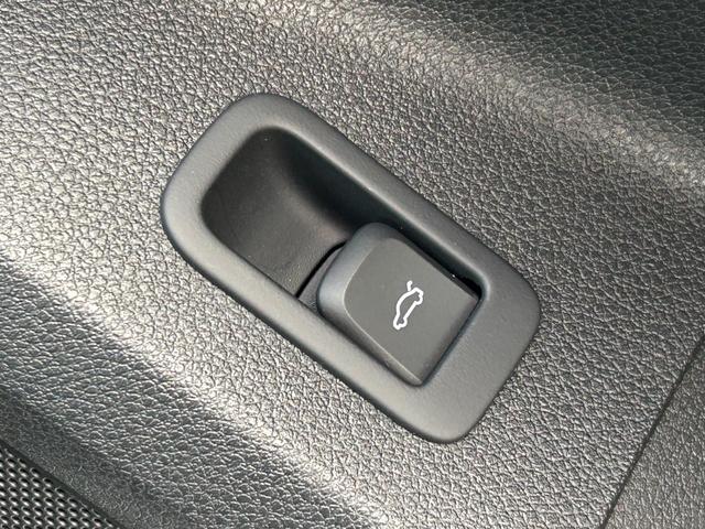 Q2 35TDIアドバンスド バーチャルコックピット ナビゲーションパッケージ スマートフォンインターフェイス コンビニエンス&アシスタンスパッケージ アドバンストキー無し/サイドアシスト 無し(34枚目)