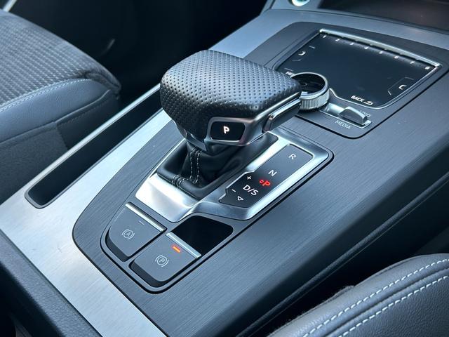 Q5 40TDIクワトロ スポーツ S line アシスタンス マトリクスLEDライト マルチカラーアンビエントライティング リヤアシスタンスパッケージ(19枚目)