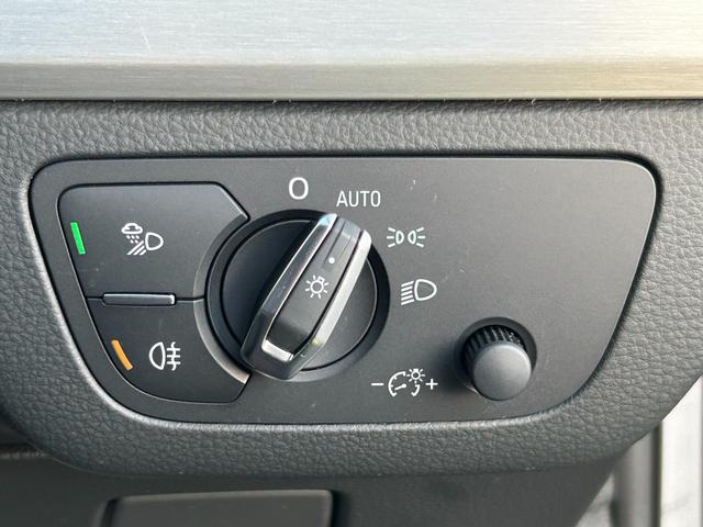 Q5 40TDIクワトロ スポーツ S line アシスタンス マトリクスLEDライト マルチカラーアンビエントライティング リヤアシスタンスパッケージ(28枚目)