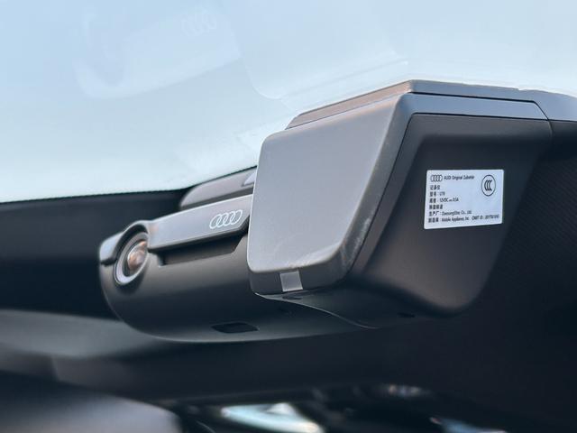 Q5 40TDIクワトロ スポーツ S line アシスタンス マトリクスLEDライト マルチカラーアンビエントライティング リヤアシスタンスパッケージ(41枚目)