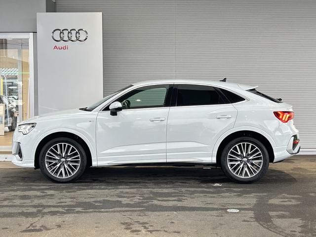 Ｑ３スポーツバック ３５ＴＤＩクワトロ　Ｓライン（3枚目）