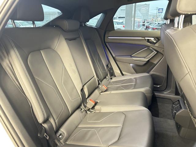 Ｑ３スポーツバック ３５ＴＤＩクワトロ　Ｓライン（14枚目）