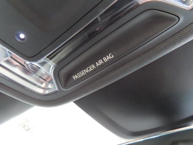 ＲＳ３ ベースグレード　ＲＳスポーツエキゾースト　スピードリミッター　Ｂ＆Ｏ　カーボンエンジンカバー　セラミックブレーキフロント　ダンピングコントロールサスペンション　マトリクスＬＥＤ（35枚目）