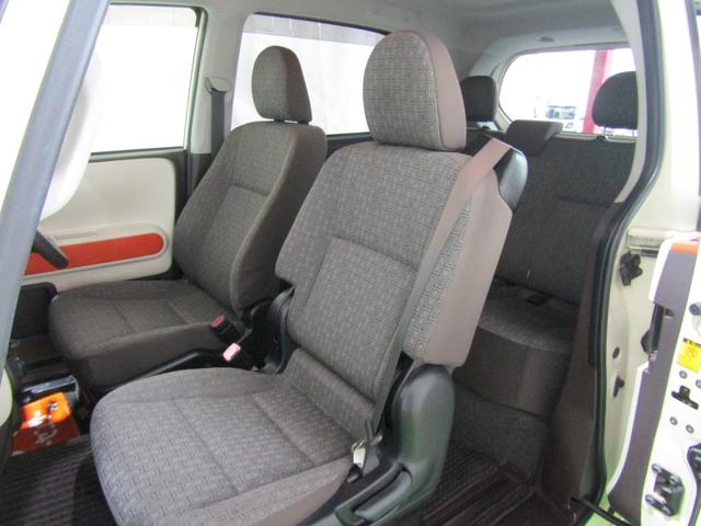 ポルテ X パートタイム4WD 純正ナビゲーション プッシュスタート スマートキー 左側パワースライドドア(10枚目)