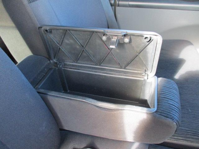 タント カスタムＶセレクション　社外ＨＤＤナビ　ＥＴＣ　ワンセグＴＶ　スマートキー　フルエアロ　キセノンヘッドライト　片側スライドドア　ピラーレス　タイミングチェーン　アルミホイール　ベンチシート　フルフラットシート　フォグランプ（28枚目）