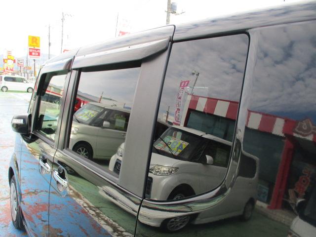 お得なプライバシーガラスです！プライバシーガラスですと燃費向上にも繋がるので経済的です！