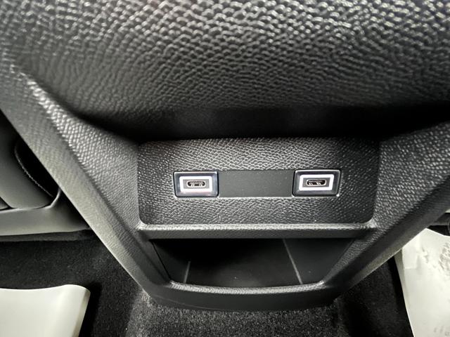 308 SW GTハイブリッド ドアバイザー ディーラー販売 保証整備付 ETC ドラレコ 展示・試乗車 衝突被害軽減 ハンドル・シートヒーター マッサージ 追尾機能 カープレイ 高画質カメラ Bluetooth 新車メーカー保証(28枚目)