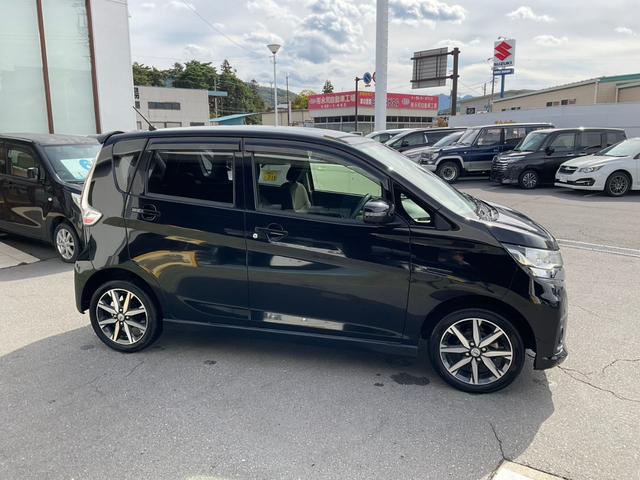 デイズ ハイウェイスター　Ｇターボ　純正ナビ　フルセグ　アラウンドビューモニター　キセノン　スマートキー　ＥＴＣ　クルーズコントロール（4枚目）