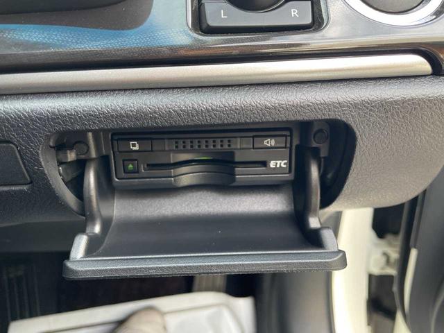 クラウン アスリートＧ　モデリスタフルエアロ・ＢＢＳアルミ・純正ＨＤＤナビ・フルセグ・Ｂｌｕｅｔｏｏｔｈ・バックカメラ・ＥＴＣ・黒革シート・パワーシート・シートベンチレーション・純正エンジンスターター・スペアキー・純正アルミ（22枚目）