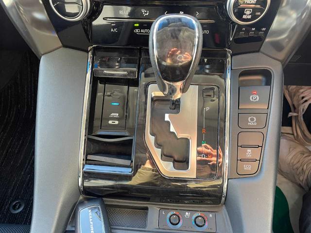 ヴェルファイア 2.5Z Gエディション ワンオーナー 社外11インチナビ フルセグ バックカメラ ツインムーンルーフ 3眼LEDヘッドライト デジタルインナーミラー RS-Rダウンサス 両側パワースライドドア シートヒーター ベンチレーター(13枚目)