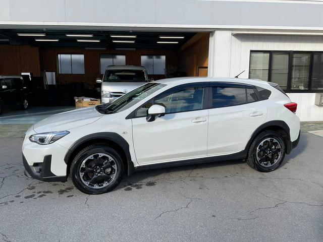 ＸＶ １．６ｉ－Ｌ　アイサイト　ワンオーナー　純正メモリナビ　フルセグ　フロント・サイド・バックカメラ　スマートキー　ＥＴＣ　フロントドライブレコーダー　ＬＥＤヘッドライト　アダプティブクルーズコントロール　スタッドレス有（5枚目）