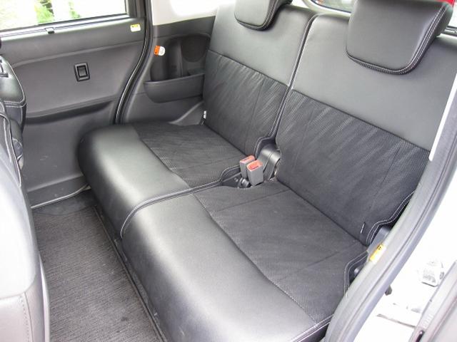 タント カスタムＲＳ　トップエディションＳＡＩＩＩ　車高調　１６ＡＷ　社外ナビ　フルセグＴＶバックカメラ　Ｂｌｕｅｔｏｏｔｈ　両側電動スライドドア（17枚目）