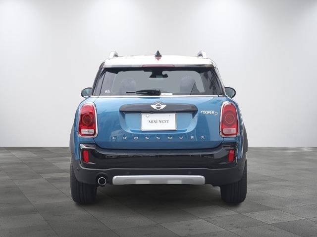 ＭＩＮＩ クーパーＤ　クロスオーバー　オール４　４ＷＤ　ＡＣＣ　リアＰＤＣ　シートヒーター　電動Ｒゲート（3枚目）