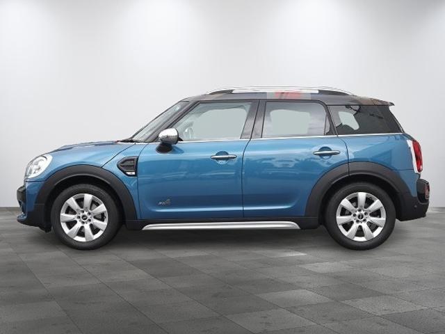 ＭＩＮＩ クーパーＤ　クロスオーバー　オール４　４ＷＤ　ＡＣＣ　リアＰＤＣ　シートヒーター　電動Ｒゲート（5枚目）