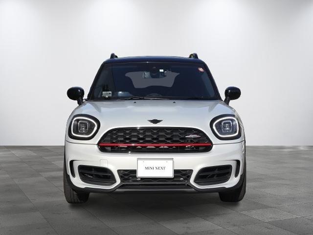 ＭＩＮＩ ＪＣＷクロスオーバプレミアム＋Ｐエッセンシャルトリム　４ＷＤ　ＡＣＣ　ヘッドアップＤ　パドルシフト　シートヒーター（2枚目）