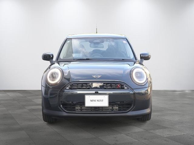 ＭＩＮＩ クーパーＳ　５ドア　ＤＣＴ　ＡＣＣ　トップビュー　ヘッドアップＤ　シート・ステアリングヒーター（2枚目）