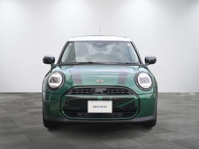 ＭＩＮＩ クーパーＣ　５ドア　ＤＣＴ　ＡＣＣ　前後ＰＤＣ　シート・ステアリングヒーター（2枚目）