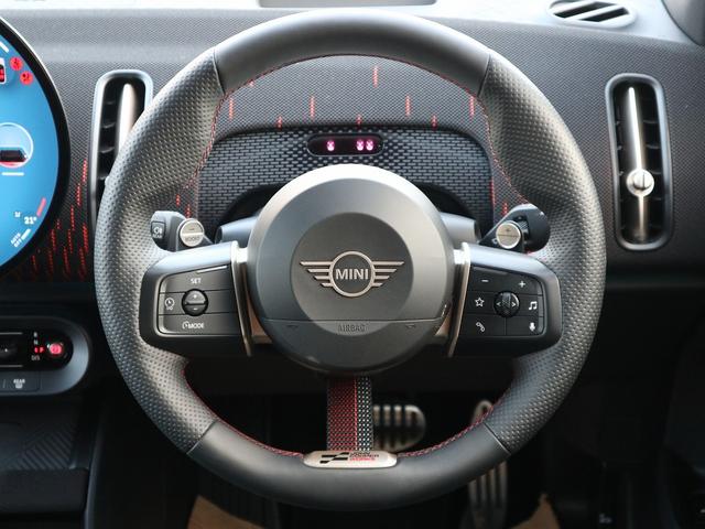 ＭＩＮＩ ジョンクーパーワークス　カントリーマンオール４　ＤＣＴ　４ＷＤ　ＡＣＣ　サンルーフ　シートヒーター（8枚目）