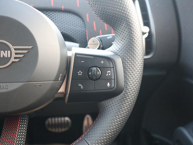 ＭＩＮＩ ジョンクーパーワークス　カントリーマンオール４　ＤＣＴ　４ＷＤ　ＡＣＣ　サンルーフ　シートヒーター（10枚目）