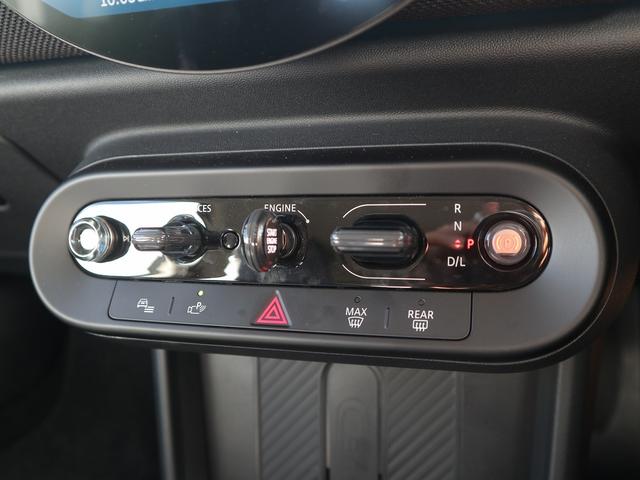 ＭＩＮＩ クーパーＳ　クラシック・トリム　３ドア　ＤＣＴ　ＡＣＣ　全周囲カメラ　前後ＰＤＣ（16枚目）