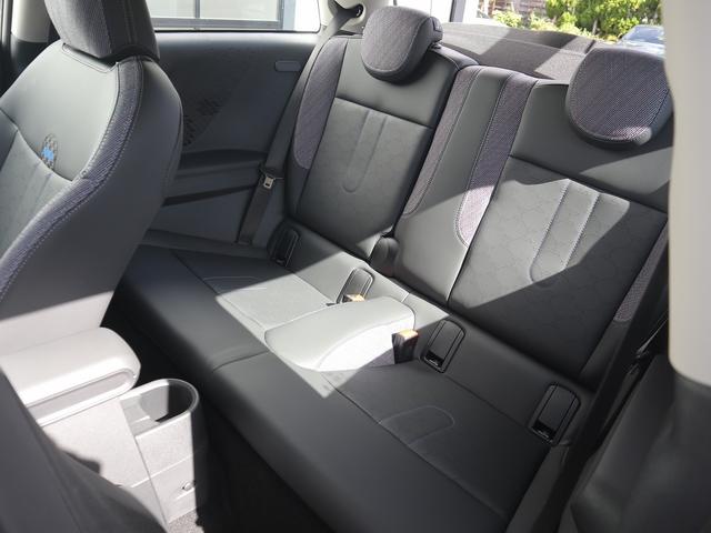 ＭＩＮＩ クーパーＳ　クラシック・トリム　３ドア　ＤＣＴ　ＡＣＣ　全周囲カメラ　前後ＰＤＣ（21枚目）