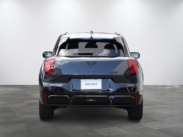 ＭＩＮＩ ＪＣＷ　エースマンＥ　ジョンクーパーワークス・トリム　ＡＣＣ　全周囲カメラ　パノラマサンルーフ（3枚目）