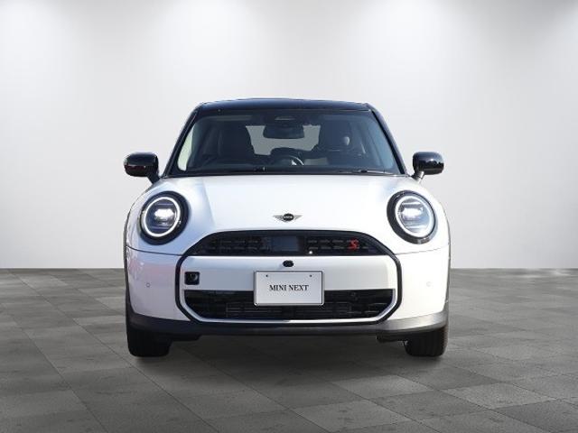 MINI クーパーS クラシック・トリム 5ドア DCT ACC ヘッドアップD トップビュー 前後PDC シート・ステアリングヒーター(2枚目)