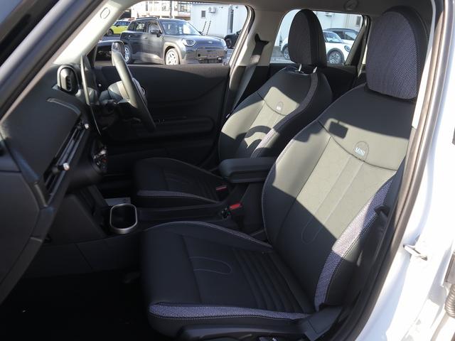 MINI クーパーS クラシック・トリム 5ドア DCT ACC ヘッドアップD トップビュー 前後PDC シート・ステアリングヒーター(20枚目)