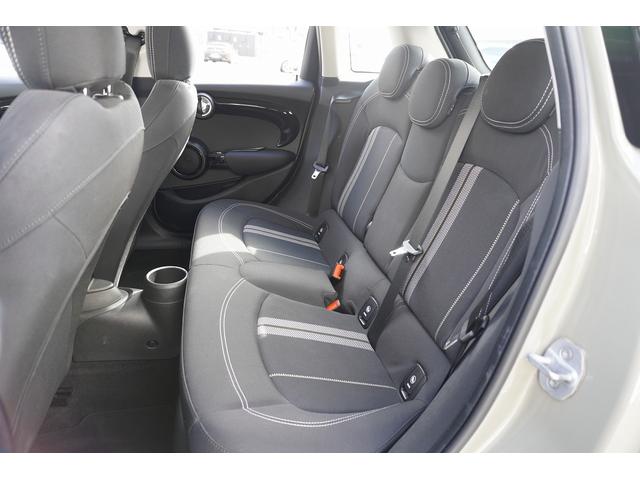 MINI クーパーSD 5ドア ACC 純正Bカメラ 前後PDC ミラーETC(20枚目)