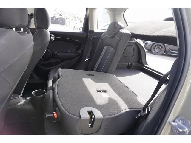 MINI クーパーSD 5ドア ACC 純正Bカメラ 前後PDC ミラーETC(23枚目)